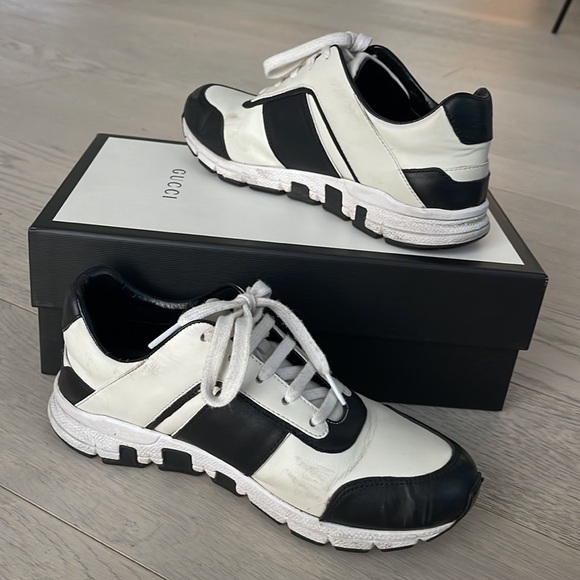AUTH Gucci GG sneakers size 37 with box - Picture 5 of 9